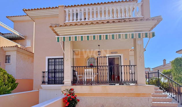 Odsprzedaż - Villa - Orihuela - Inland
