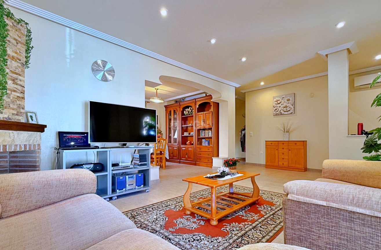 Odsprzedaż - Villa - Orihuela - Inland