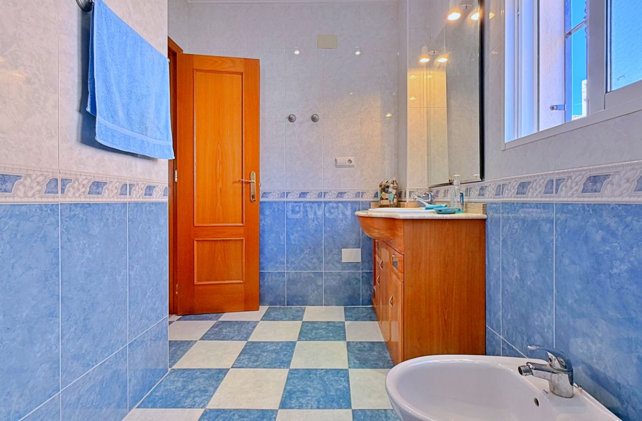 Odsprzedaż - Villa - Orihuela - Inland