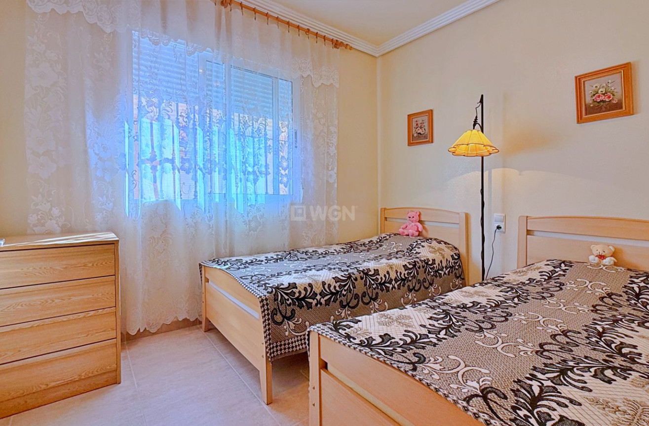Odsprzedaż - Villa - Orihuela - Inland