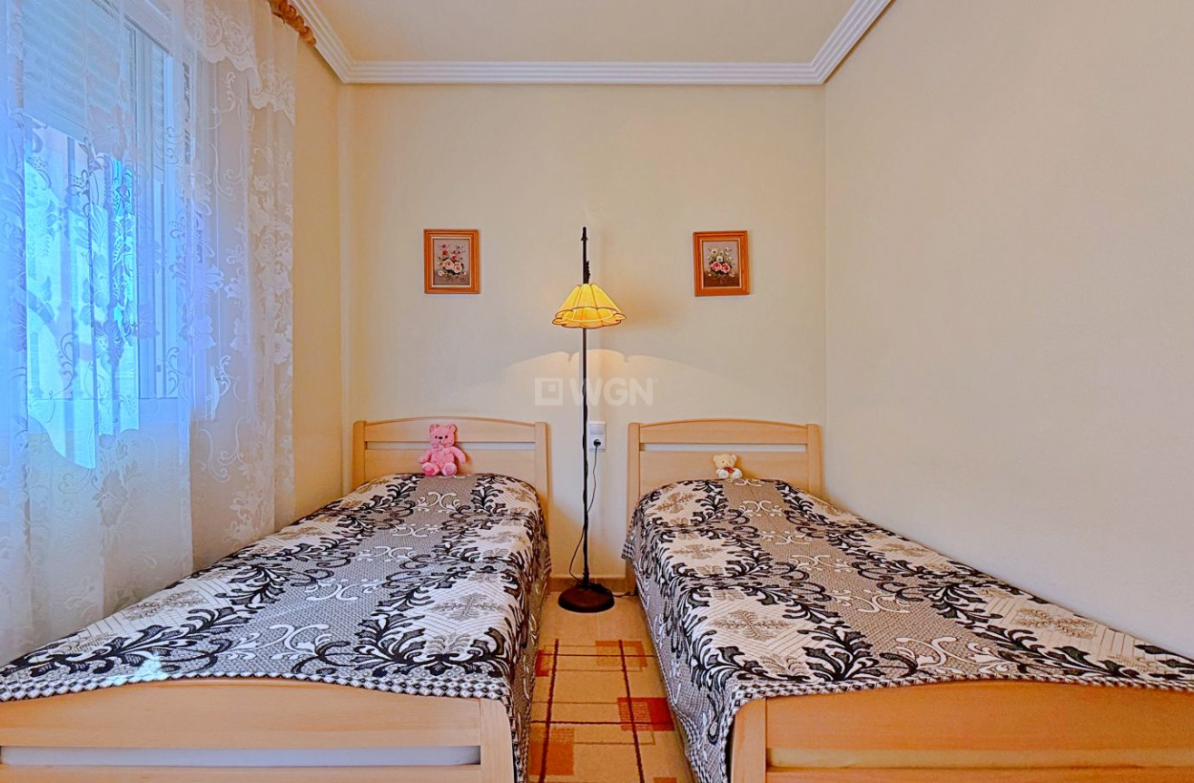 Odsprzedaż - Villa - Orihuela - Inland