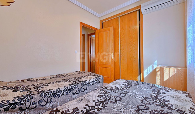 Odsprzedaż - Villa - Orihuela - Inland