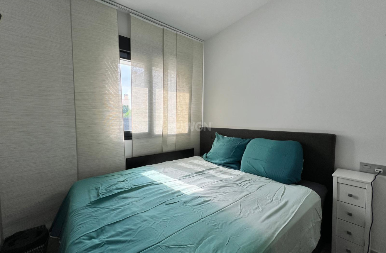Odsprzedaż - Villa - Orihuela Costa - Villamartín-las Filipinas