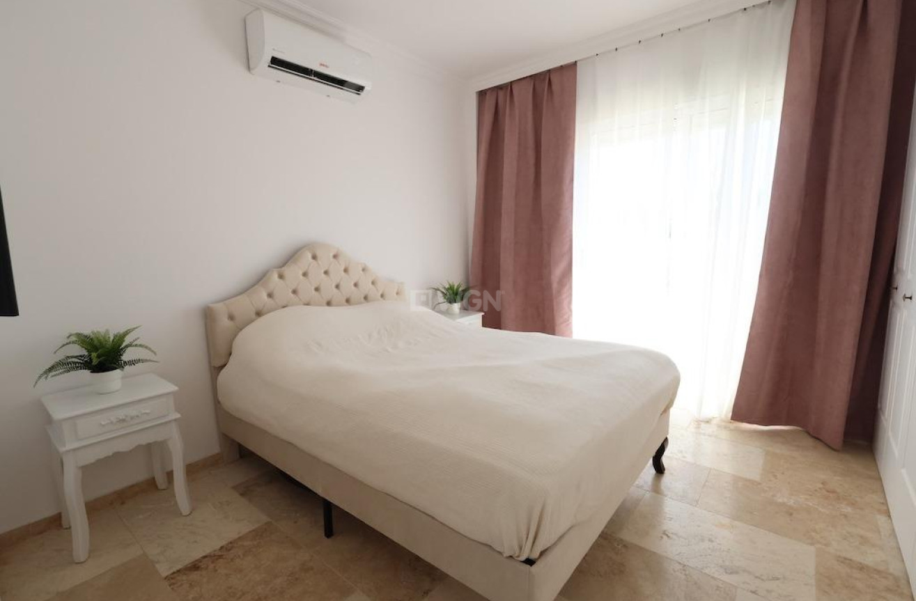 Odsprzedaż - Villa - Orihuela Costa - Costa Blanca