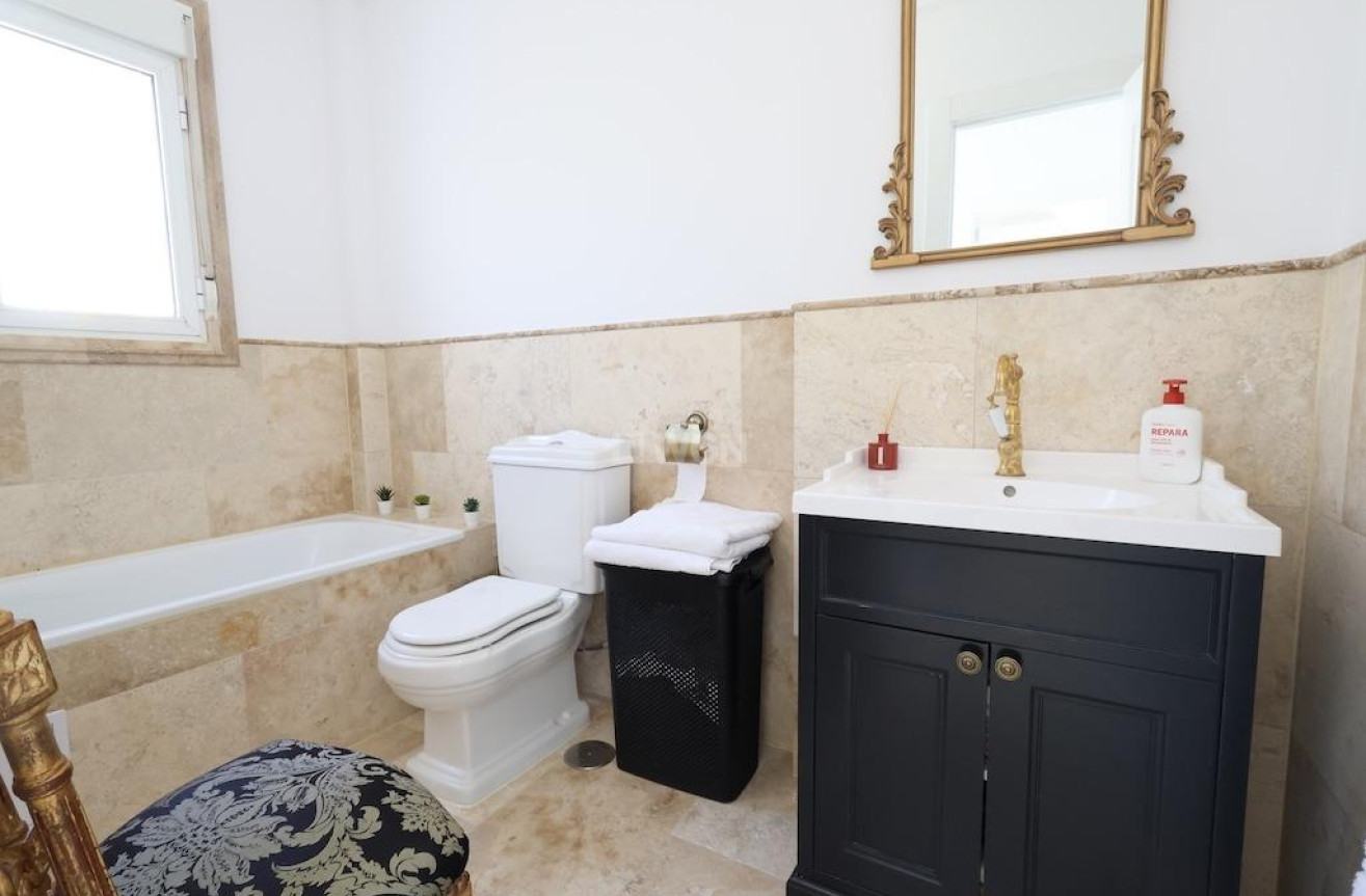 Odsprzedaż - Villa - Orihuela Costa - Costa Blanca