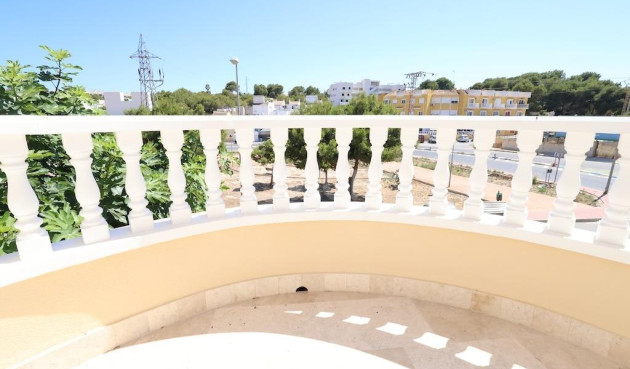 Odsprzedaż - Villa - Orihuela Costa - Costa Blanca
