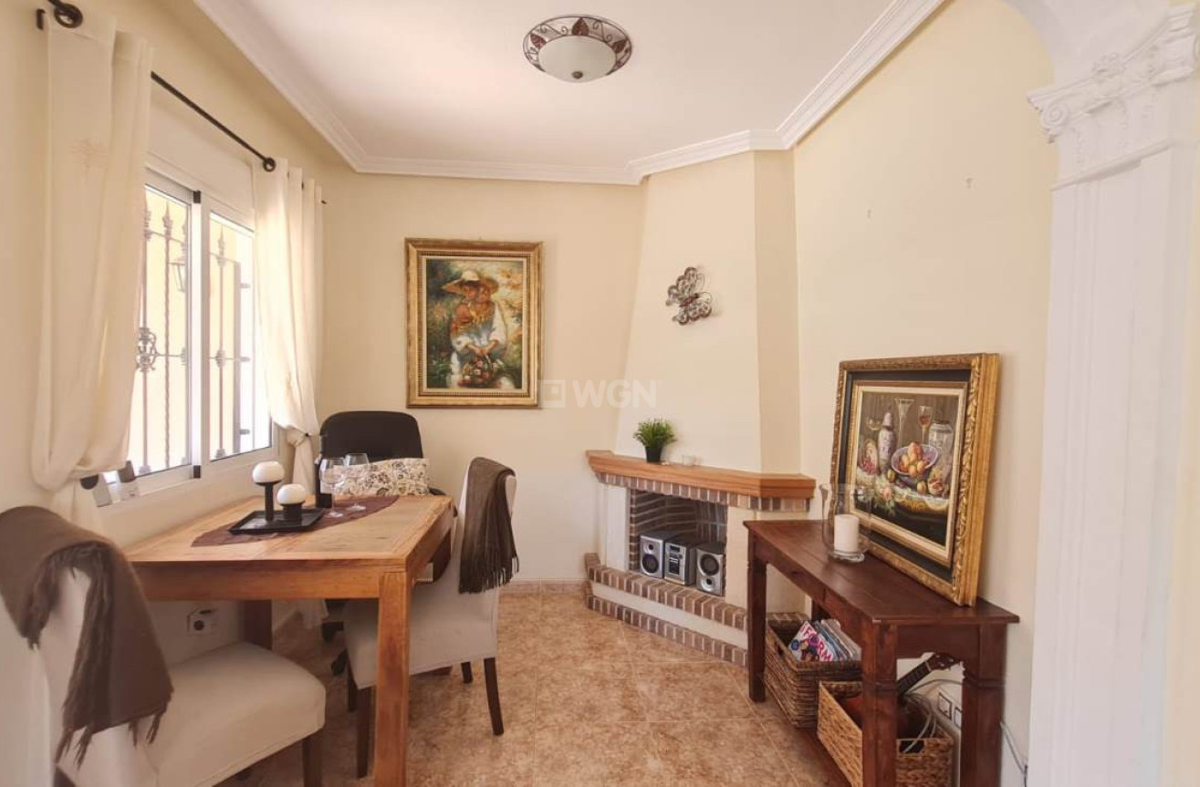 Odsprzedaż - Villa - Villamartin - Costa Blanca