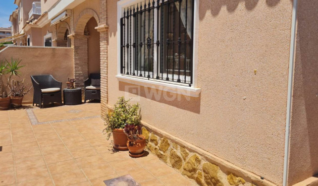 Odsprzedaż - Villa - Villamartin - Costa Blanca