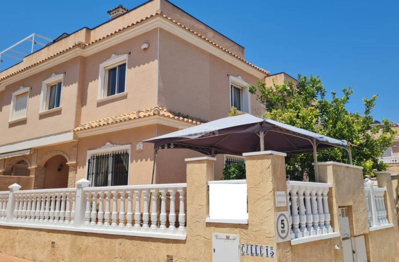 Odsprzedaż - Villa - Villamartin - Costa Blanca