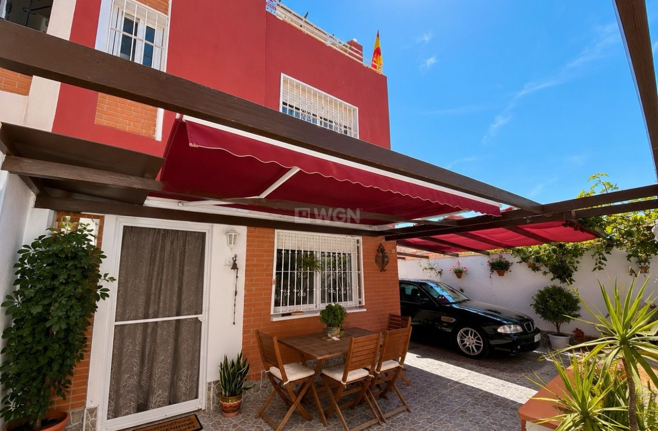 Odsprzedaż - Kamienica - Los Altos - Costa Blanca