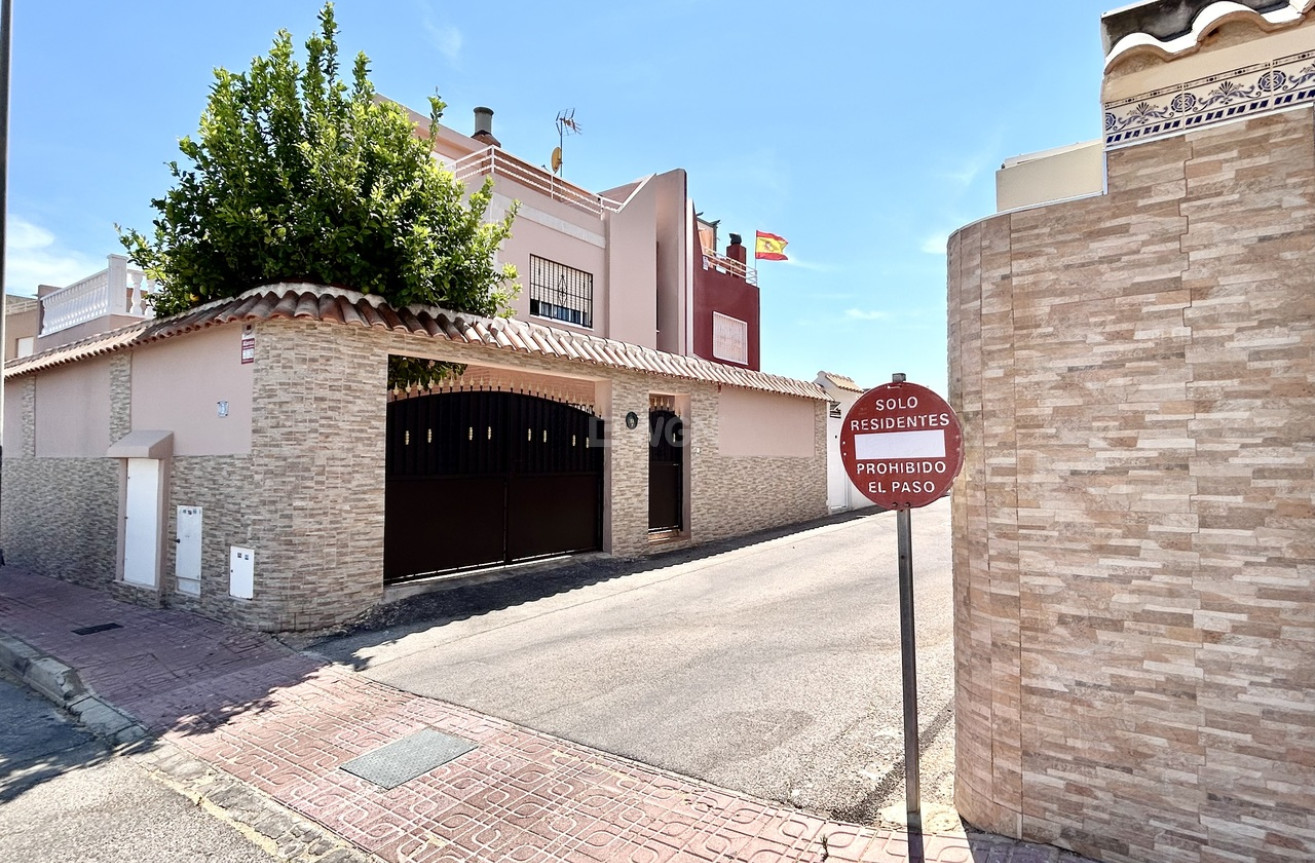 Odsprzedaż - Kamienica - Los Altos - Costa Blanca
