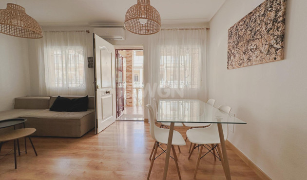 Odsprzedaż - Villa - Orihuela Costa - La Zenia