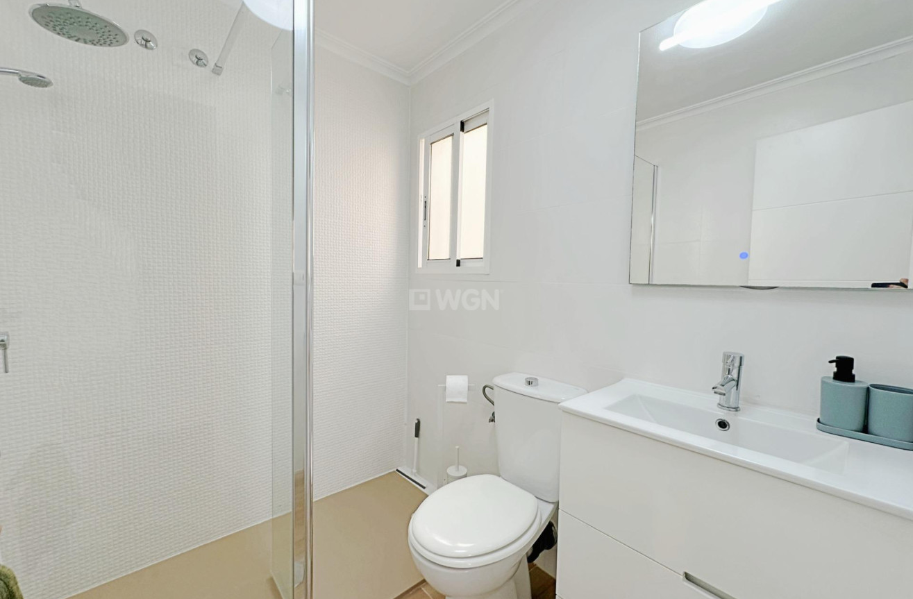 Odsprzedaż - Villa - Orihuela Costa - La Zenia