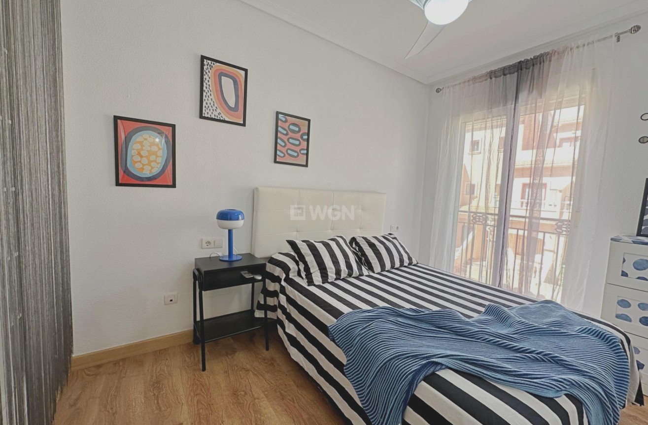Odsprzedaż - Villa - Orihuela Costa - La Zenia