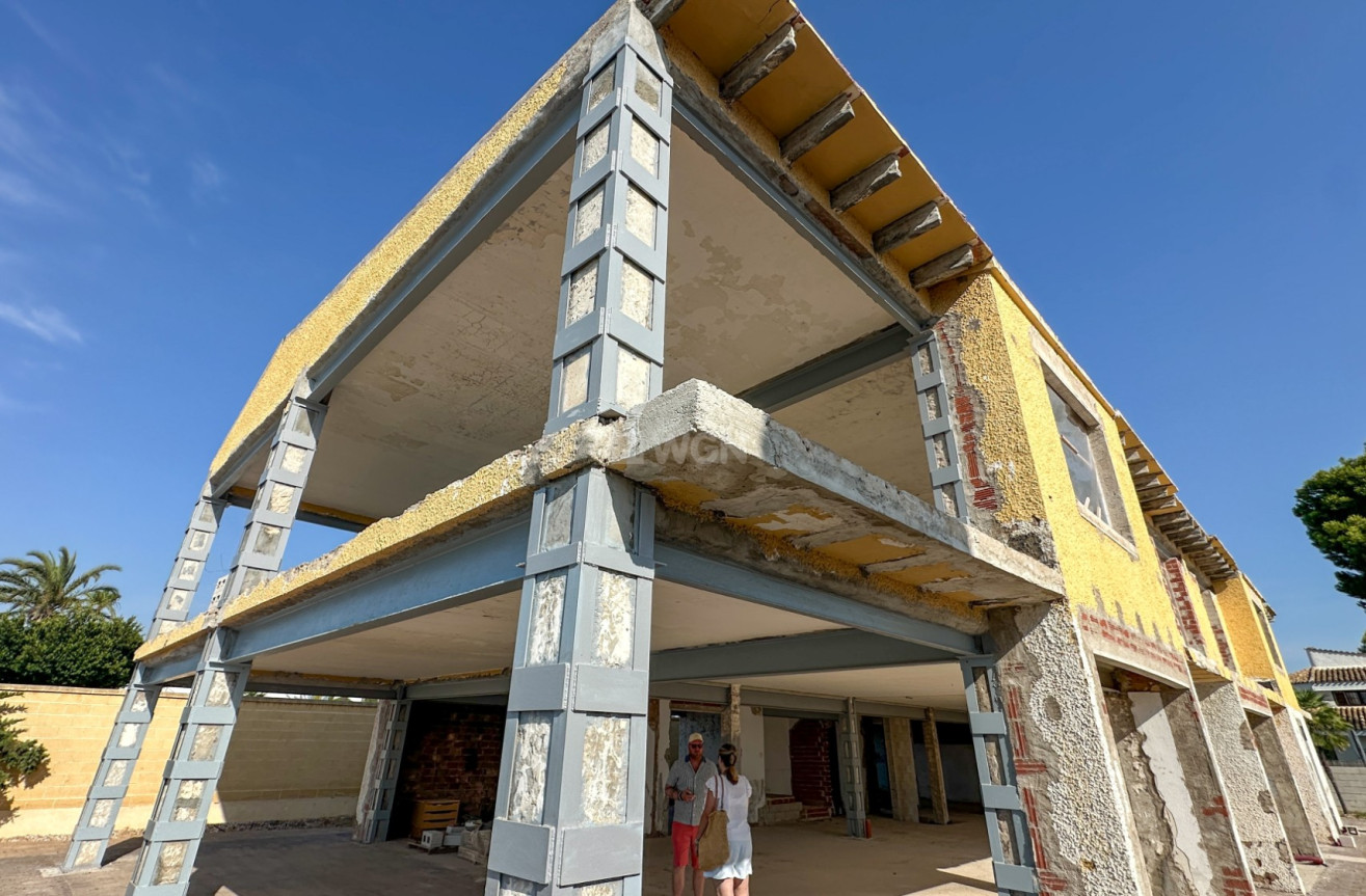Odsprzedaż - Villa - Cabo Roig - Costa Blanca