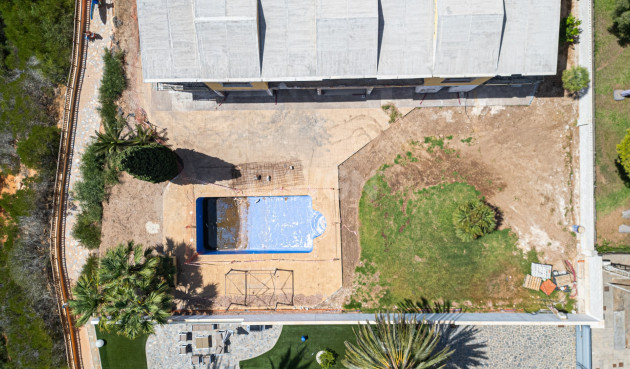 Odsprzedaż - Villa - Cabo Roig - Costa Blanca