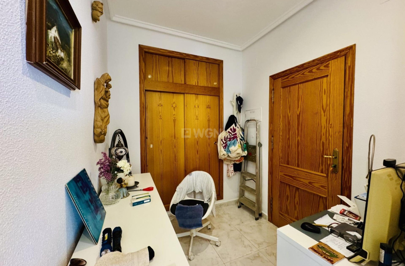 Odsprzedaż - Villa - Torrevieja - La Siesta - El Salado - Torreta