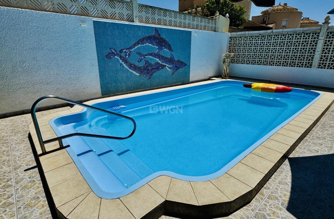 Odsprzedaż - Villa - Torrevieja - La Siesta - El Salado - Torreta