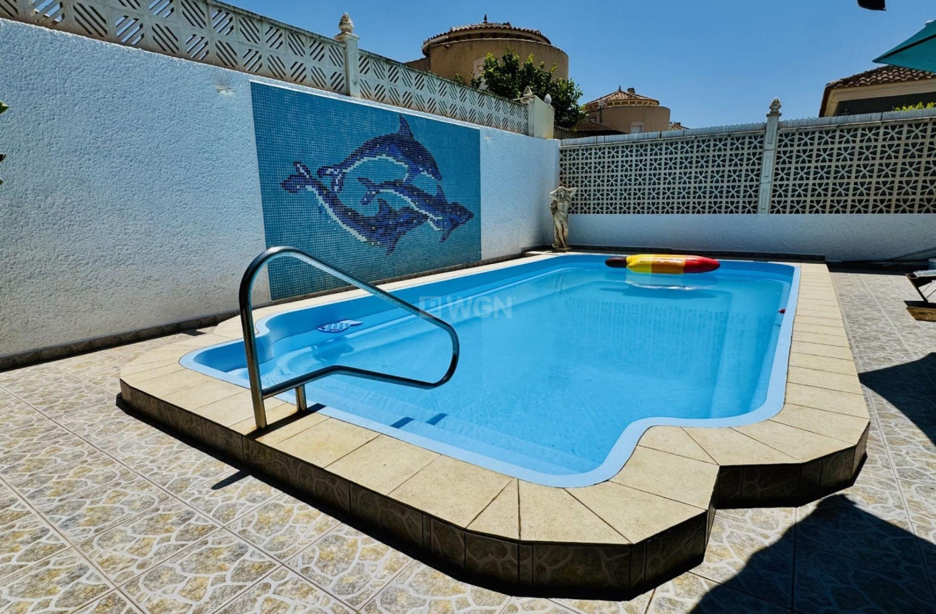 Odsprzedaż - Villa - Torrevieja - La Siesta - El Salado - Torreta