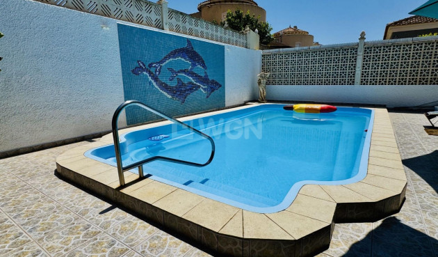 Odsprzedaż - Villa - Torrevieja - La Siesta - El Salado - Torreta