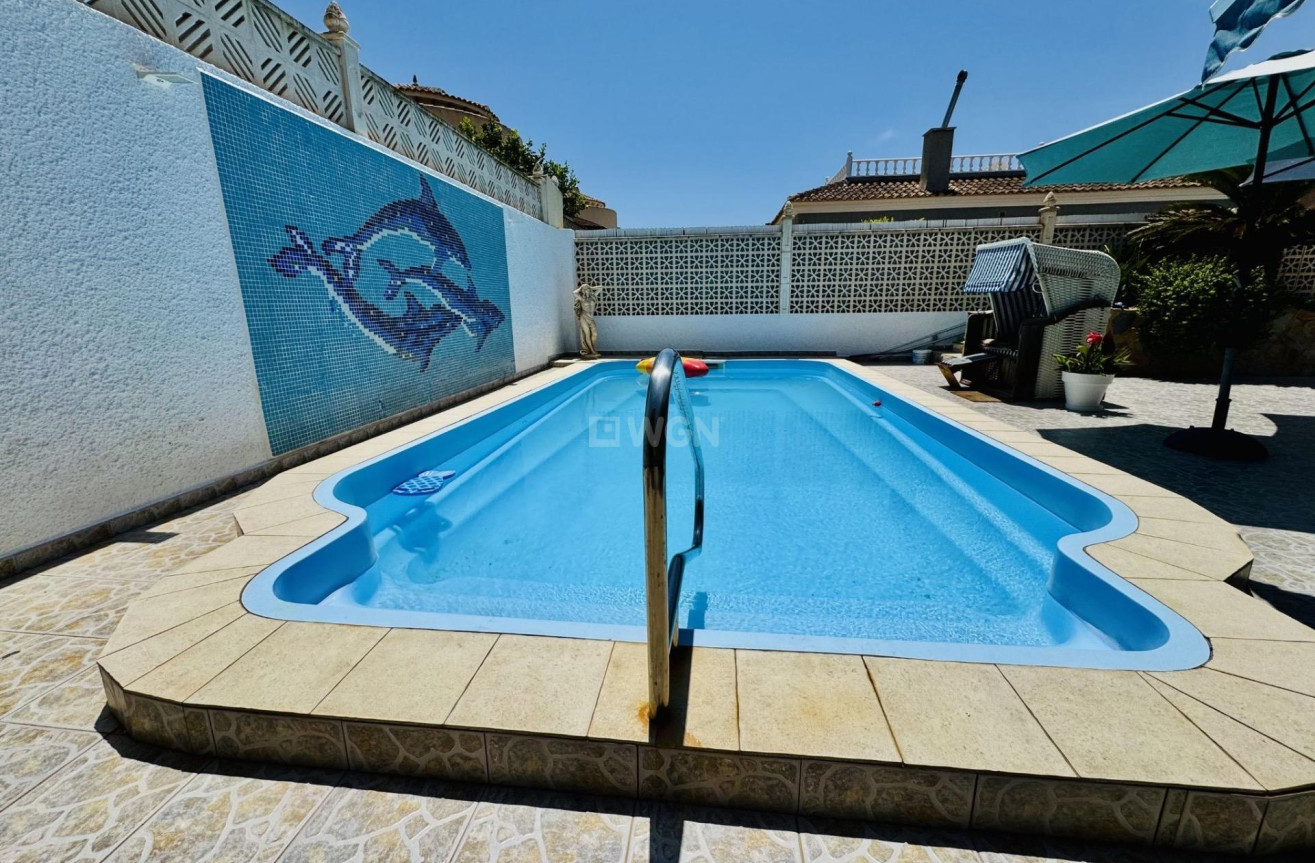 Odsprzedaż - Villa - Torrevieja - La Siesta - El Salado - Torreta
