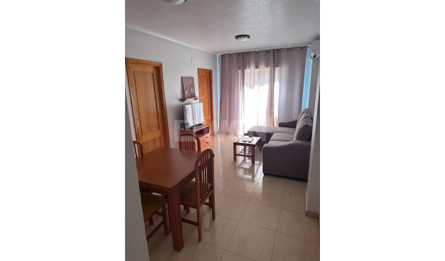 Odsprzedaż - Mieszkanie w bloku - Torrevieja - Centro