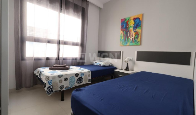 Odsprzedaż - Mieszkanie w bloku - Pilar de la Horadada - Costa Blanca