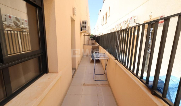 Odsprzedaż - Mieszkanie w bloku - Pilar de la Horadada - Costa Blanca