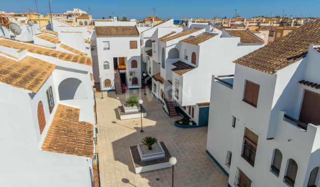 Odsprzedaż - Mieszkanie w bloku - Torrevieja - El Acequión - Los Náufragos