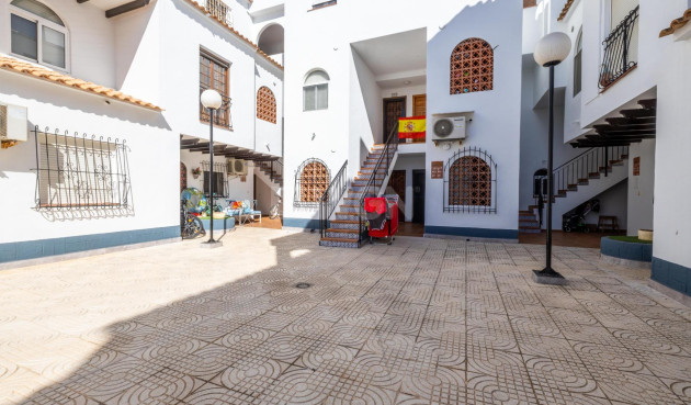 Odsprzedaż - Mieszkanie w bloku - Torrevieja - El Acequión - Los Náufragos