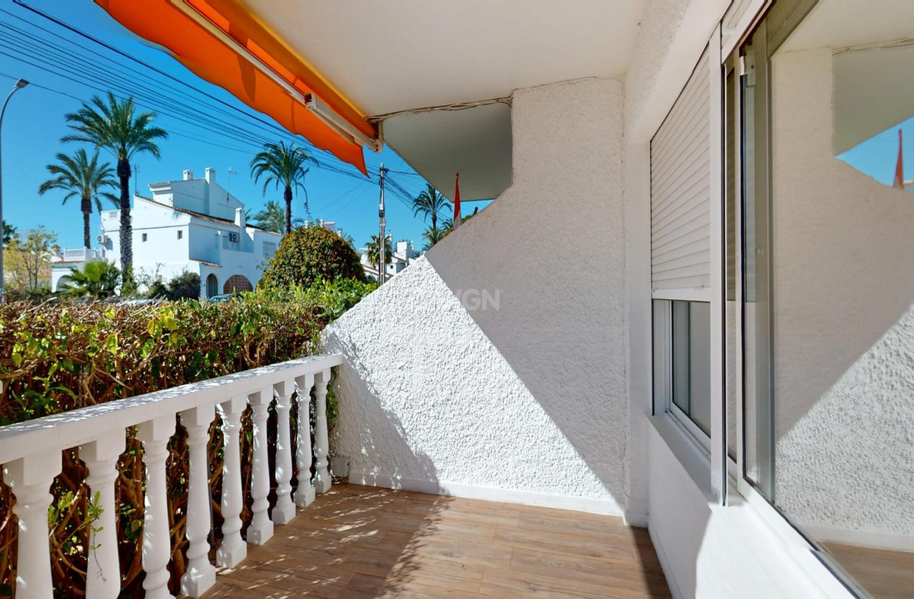 Odsprzedaż - Bungalow - Orihuela Costa - Villamartín