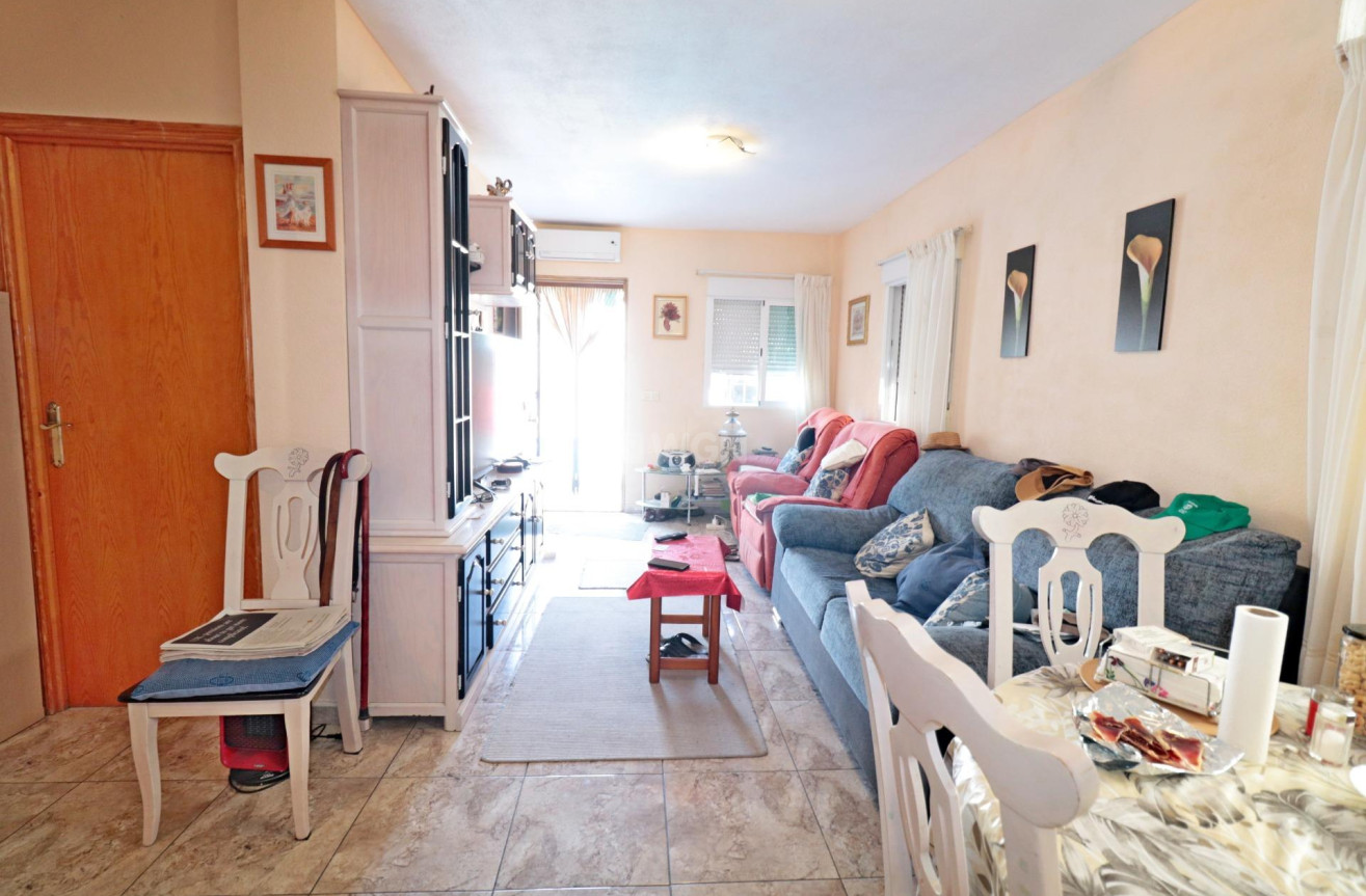Odsprzedaż - Villa - Torrevieja - Torretas