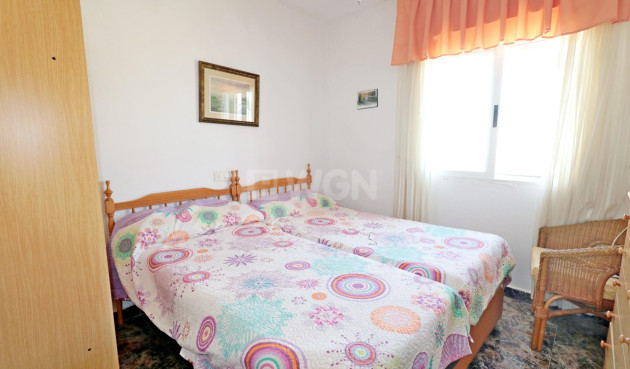 Odsprzedaż - Villa - Torrevieja - Torretas