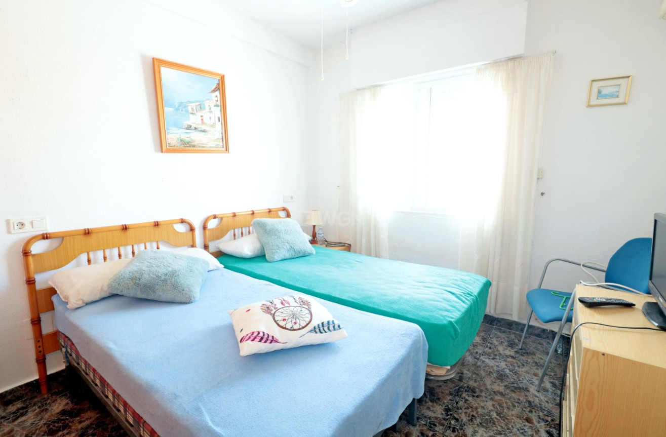 Odsprzedaż - Villa - Torrevieja - Torretas