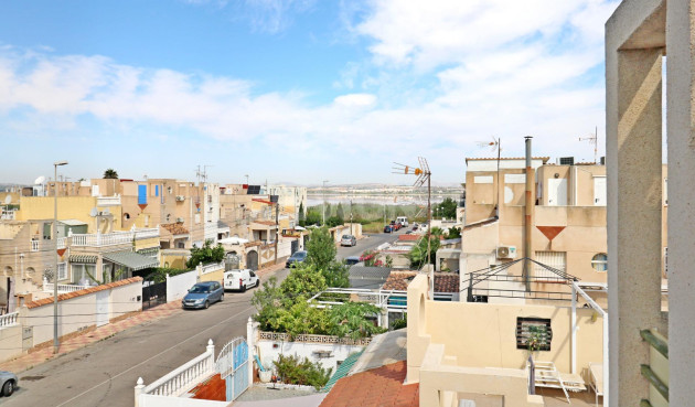 Odsprzedaż - Villa - Torrevieja - Torretas