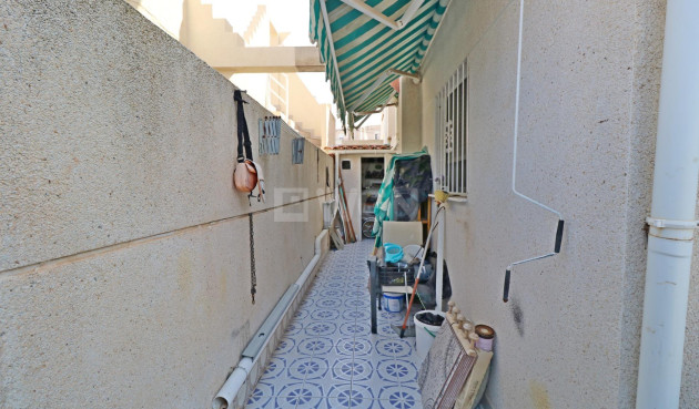 Odsprzedaż - Villa - Torrevieja - Torretas