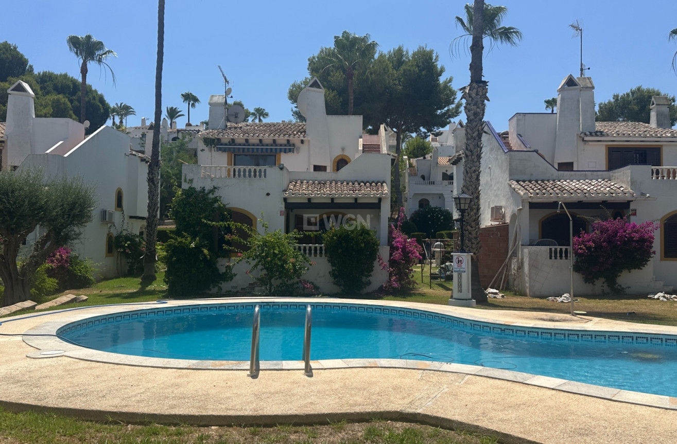 Odsprzedaż - Villa - Orihuela Costa - Costa Blanca