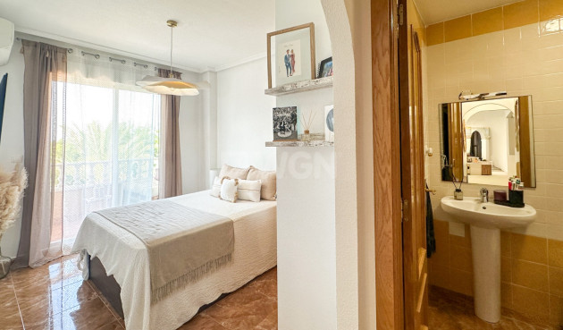 Odsprzedaż - Mieszkanie w bloku - Guardamar del Segura - Costa Blanca