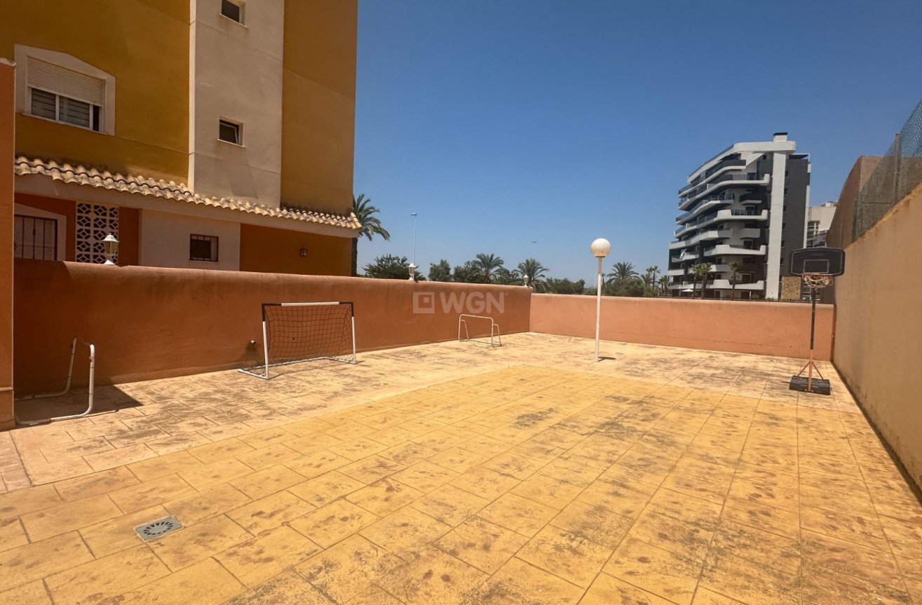 Odsprzedaż - Mieszkanie w bloku - Guardamar del Segura - Costa Blanca