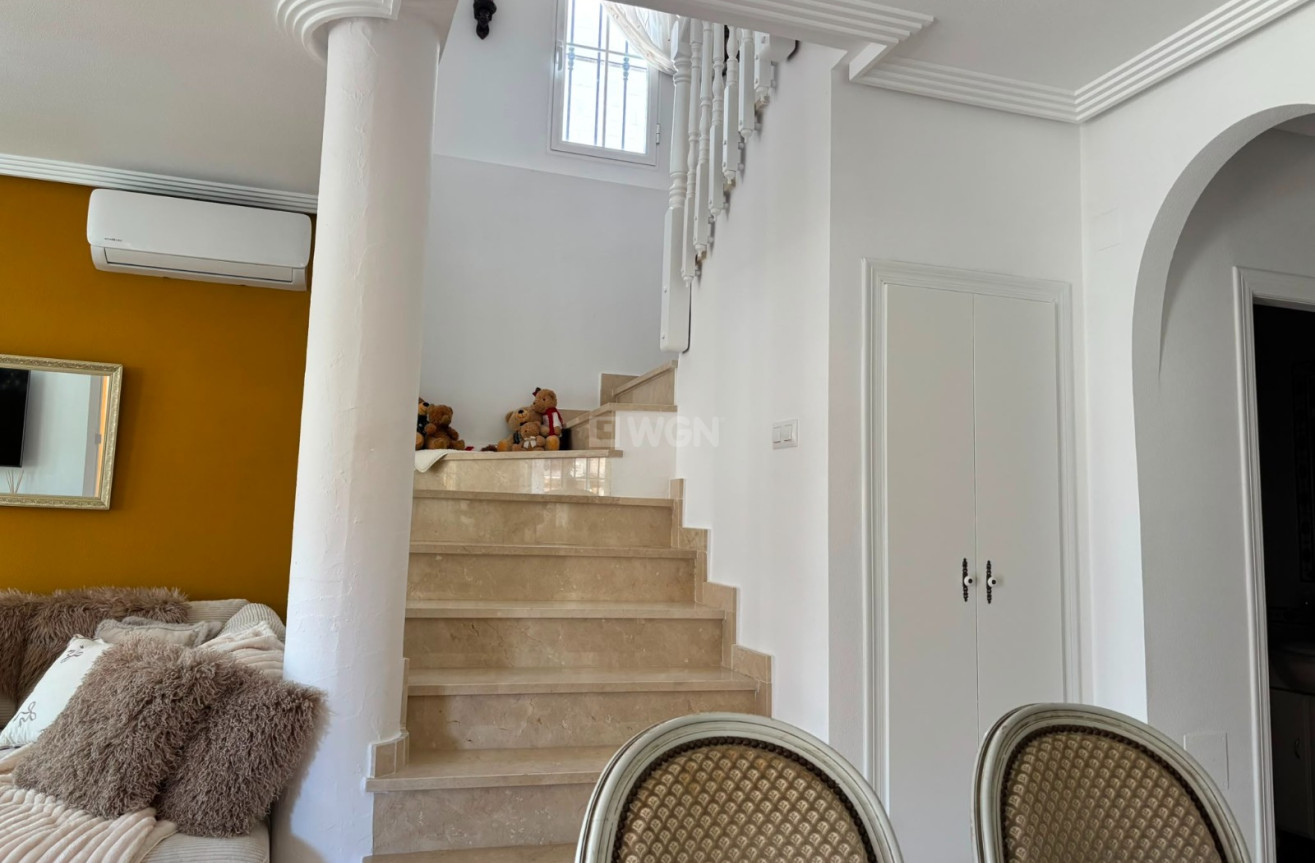 Odsprzedaż - Villa - El Raso - Costa Blanca