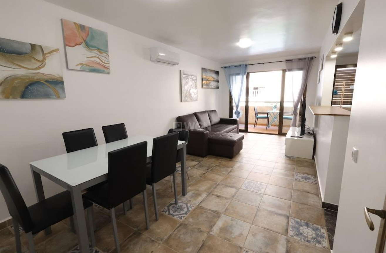 Odsprzedaż - Mieszkanie w bloku - Torrevieja - Costa Blanca