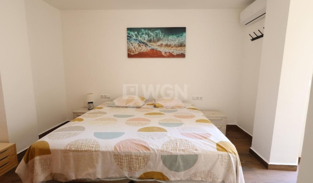 Odsprzedaż - Mieszkanie w bloku - Torrevieja - Costa Blanca