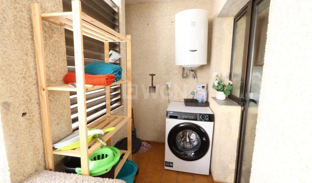 Odsprzedaż - Mieszkanie w bloku - Torrevieja - Costa Blanca