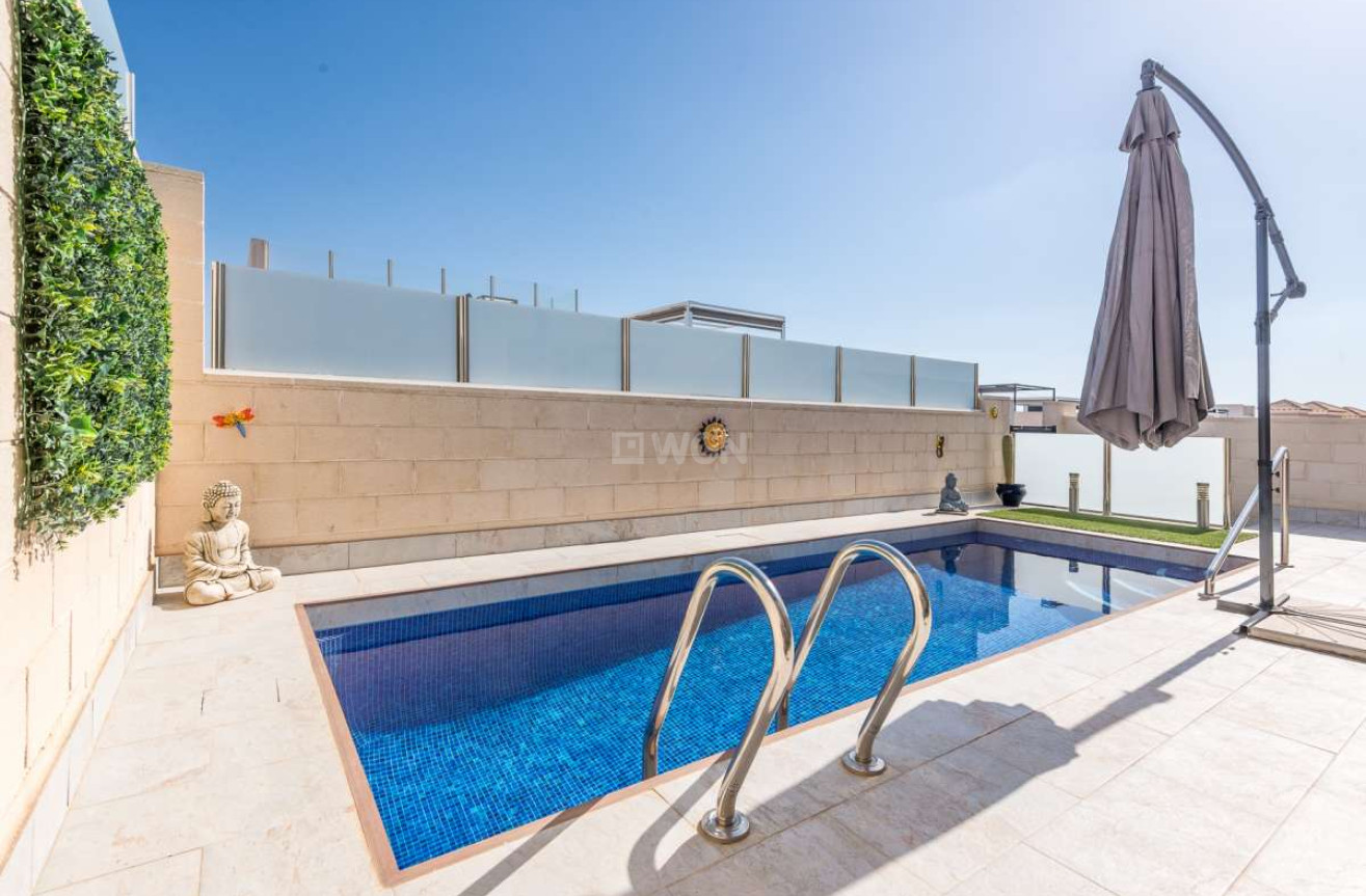 Odsprzedaż - Villa - Orihuela Costa - Costa Blanca