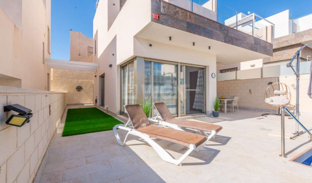 Odsprzedaż - Villa - Orihuela Costa - Costa Blanca