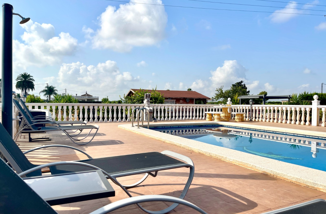 Odsprzedaż - Villa - Catral - Costa Blanca