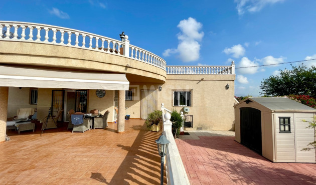 Odsprzedaż - Villa - Catral - Costa Blanca