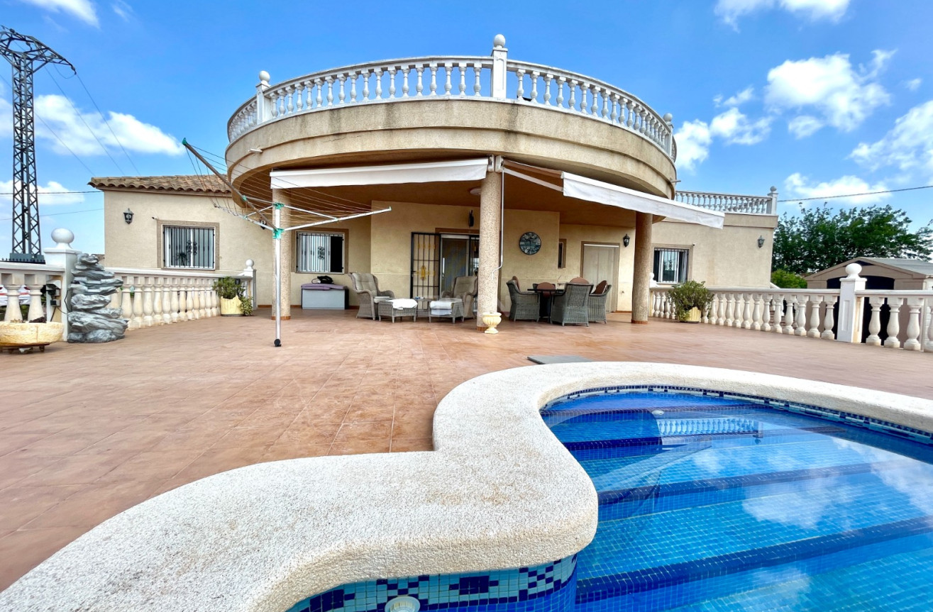Odsprzedaż - Villa - Catral - Costa Blanca