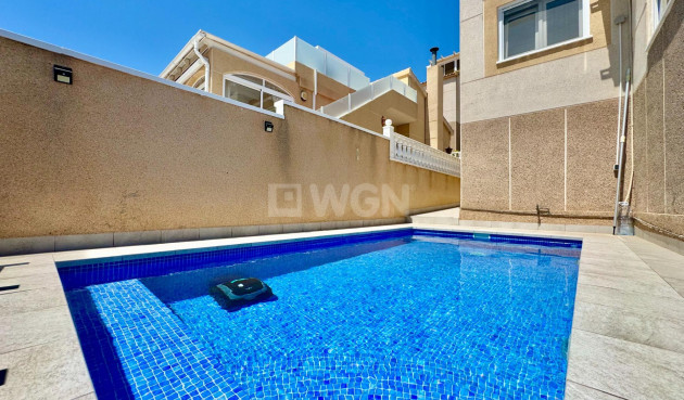 Odsprzedaż - Kamienica - Orihuela Costa - La Florida