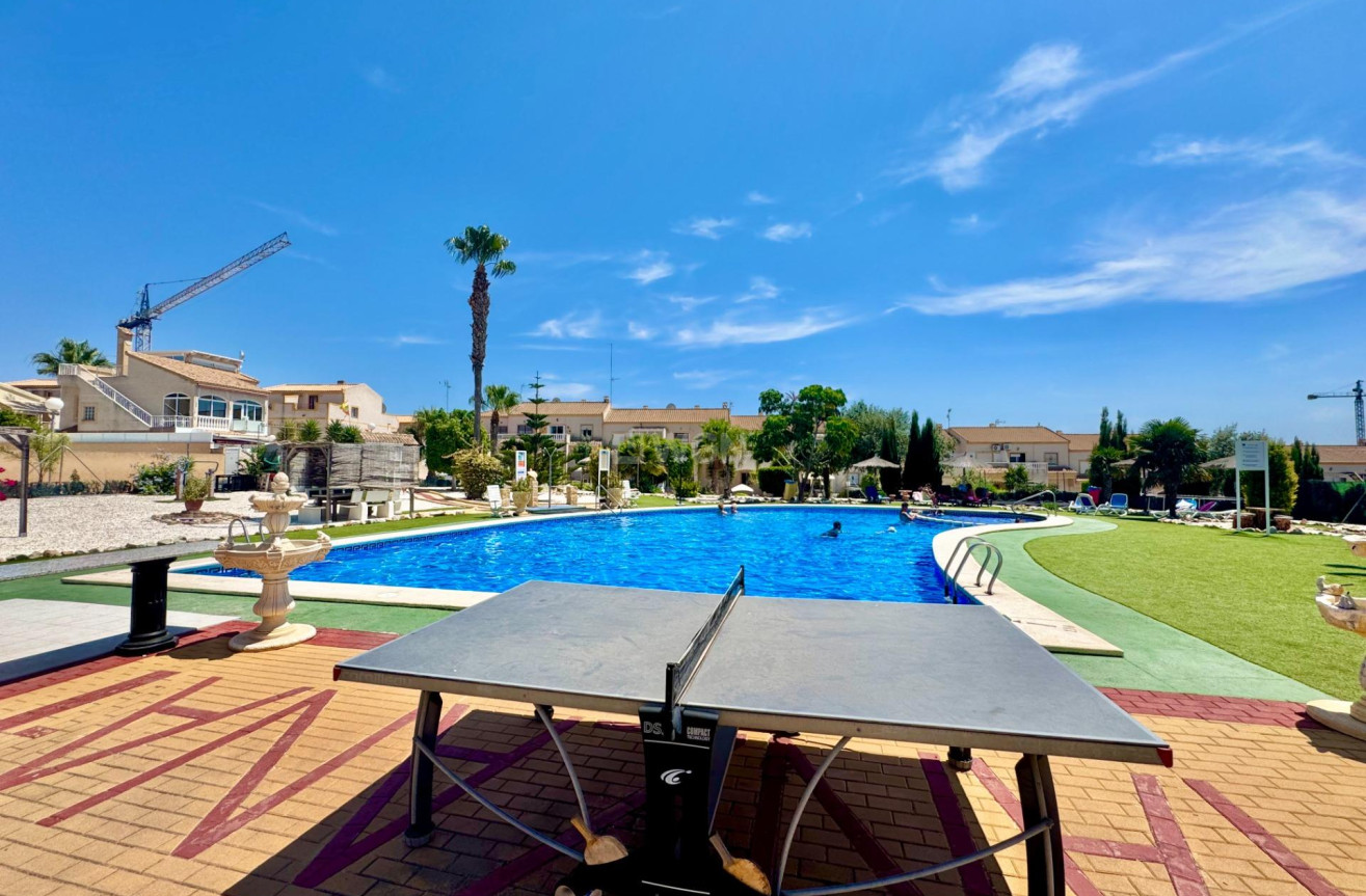 Odsprzedaż - Kamienica - Orihuela Costa - La Florida